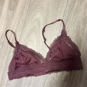 Auden burgundy unlined bralette size small with lace trim